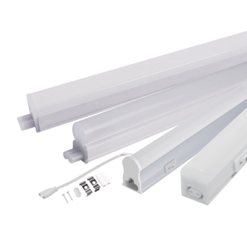 T5 integrert LED -armatur